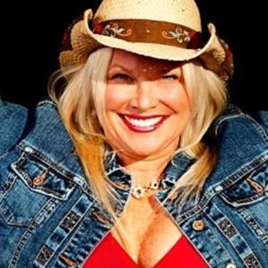 Meet your Posher, Jayni